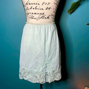 1950s Vintage half slip